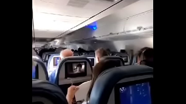 Avião Pelada E Peituda