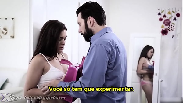 Enteada Dando Um Presente Especial Para O Padrasto Xvideos