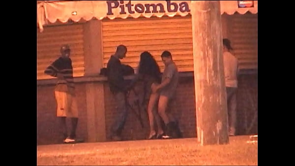 Fazendo Sexo Bem Gostoso Na Beira Da Praia