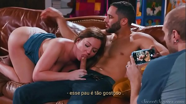 Mulher Pega Marido Traindo E Entra No Meio