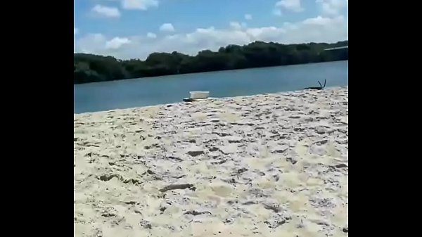 Novinha Virgem Pelada Na Praia