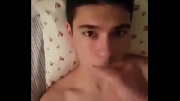 Video Gay Novinho Coreano Virgem Na Punheta