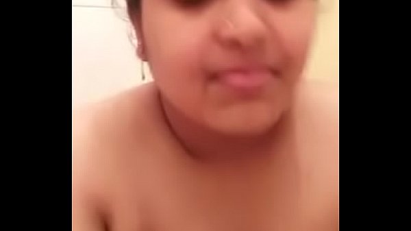 Mia Khalifa Peitos