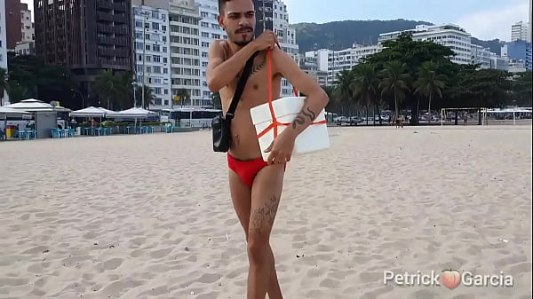 Travesti Brasileiro Trepando Com Gay Em Porno Gostoso