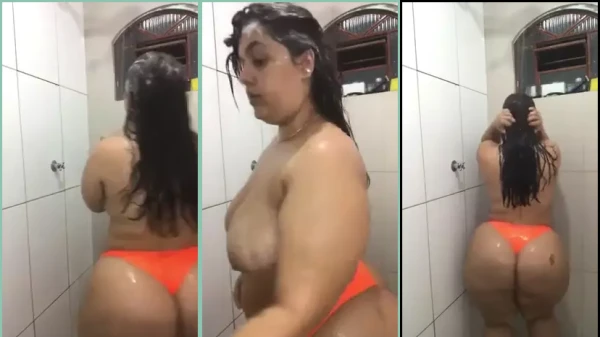 Sampa porni gorda bunduda Joelinesousa997 tomando banho de biquíni fio dental